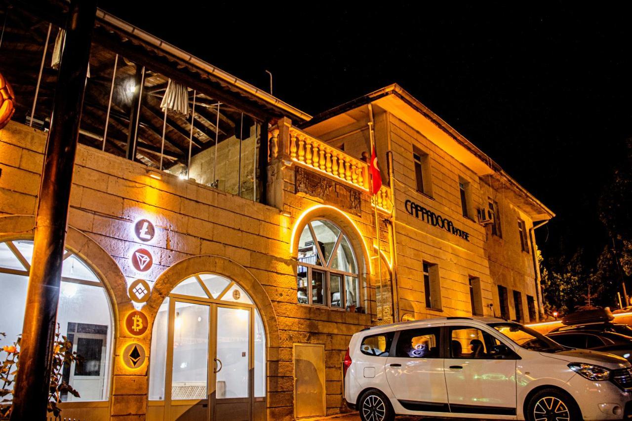 Cappadocia House Hotel อูร์กุบ ภายนอก รูปภาพ