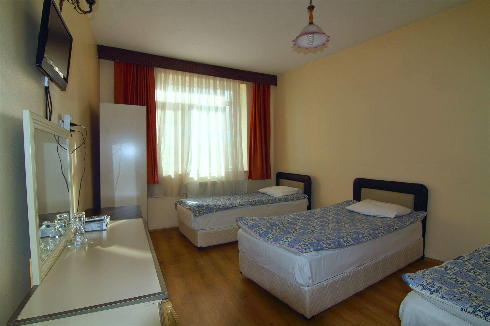 Cappadocia House Hotel อูร์กุบ ภายนอก รูปภาพ